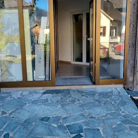 With Selfcatering Apartment *