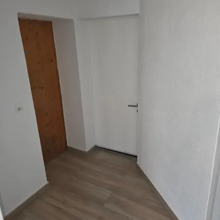 Апартаменты With Selfcatering Букс
